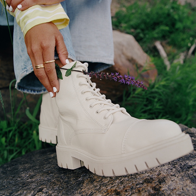 Bottes de combat Aldo Reilly Femme Blanche | LPVZKC-531